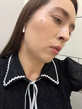 Holly_Play