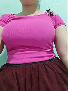 Shine_Mai live cam on StripChat