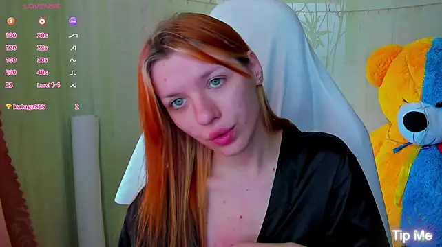 MeganNewCat webcam