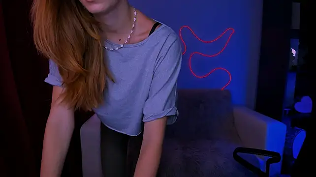 angie_foxy1 live cam on StripChat