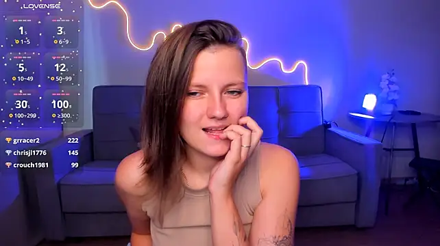 MelindaTin live cam on StripChat