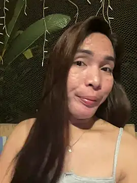 yen_yen live cam on StripChat