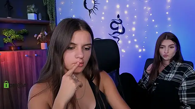 lisa_dark_ live cam on StripChat