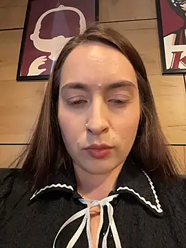 Holly_Play