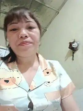 Sana-vn live cam on StripChat
