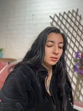 SALOME_KORLAND live cam on StripChat