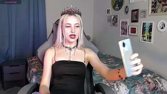 LaslyAngel live cam on StripChat