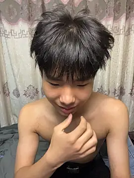 qomelo live cam on StripChat