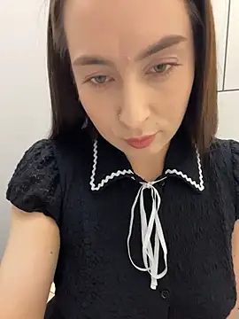 Holly_Play