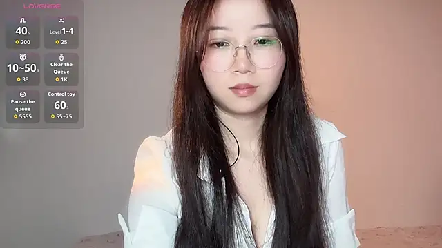 77-Vicky
