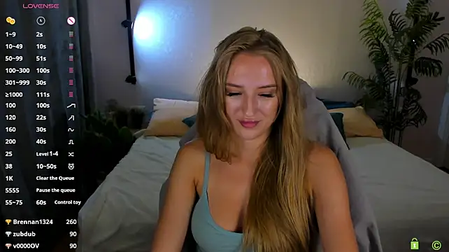 Stacy_River live cam on StripChat