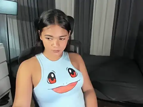Seductive_rein live cam on StripChat