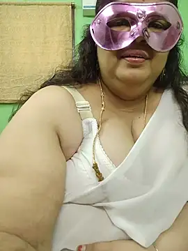 Tamil-mayasri live cam on StripChat