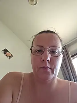 Goodass7 live cam on StripChat