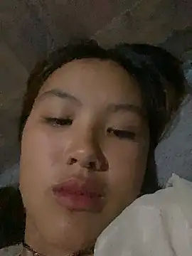 hoa_mai live cam on StripChat