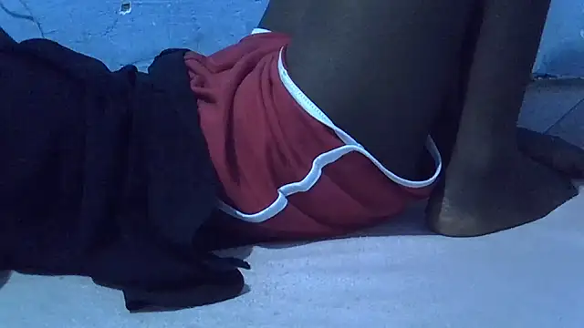 blackgal2 live cam on StripChat