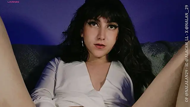Nalan__ live cam on StripChat