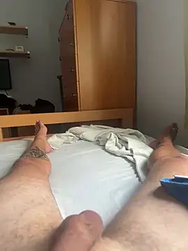 g_thess live cam on StripChat