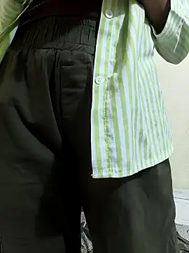 SWEETY_LADKI