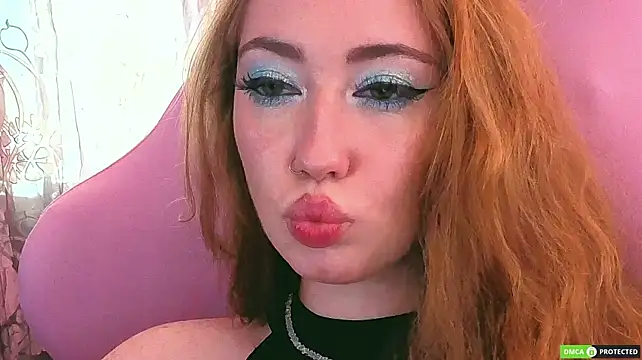 TinaBrook live cam on StripChat