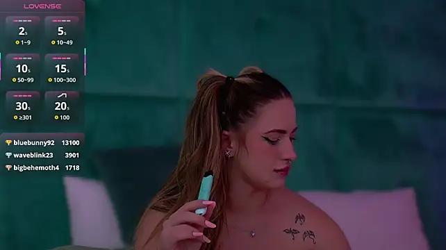 LucyLextonX