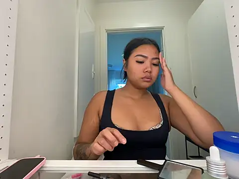 TitiTinyThai live sex cam