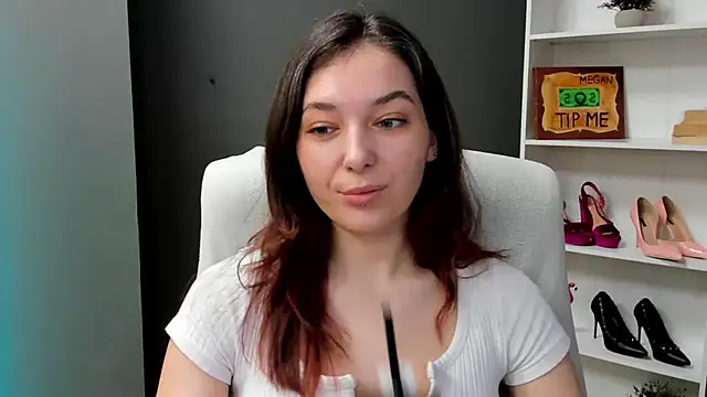 Meagn_Extasy live cam on StripChat