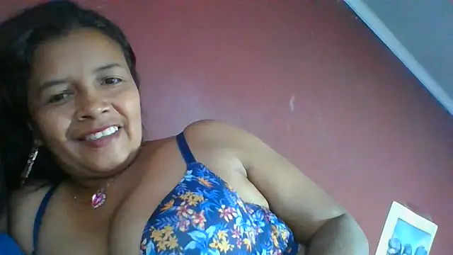 DianaOchoa_ live cam on StripChat
