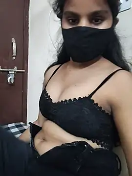 yours_queen_ live cam on StripChat
