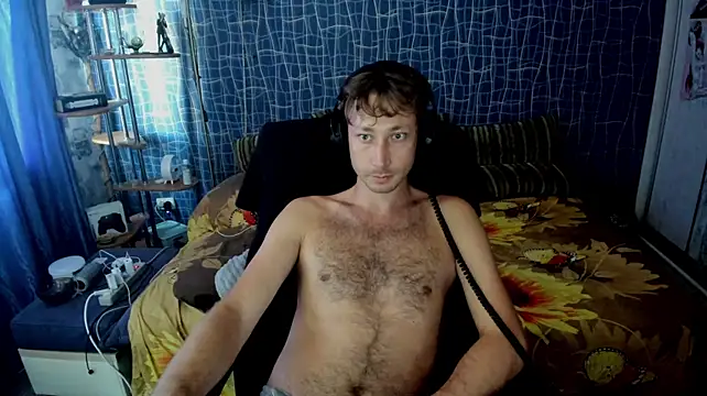 CuteBoy228 live cam on StripChat