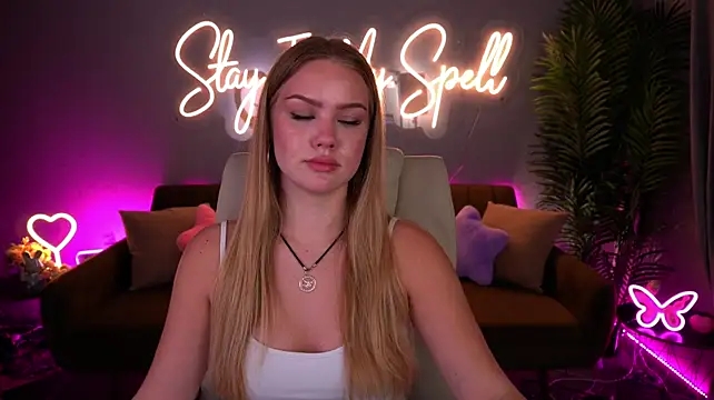 CelesteNoir live cam on StripChat
