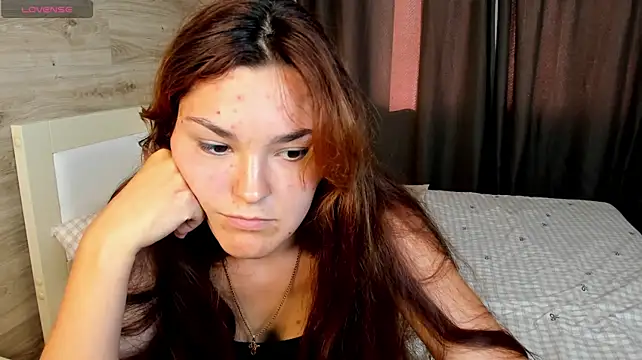 LeyaaStarr live cam on StripChat