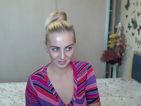 Denysyaa live cam on StripChat
