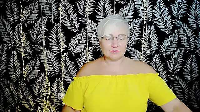 Olivia_playful live cam on StripChat