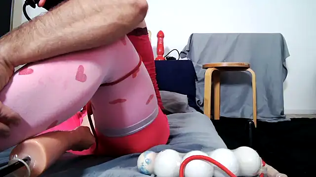 Model: SlutSandraTS