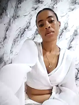 Reddewww live cam on StripChat