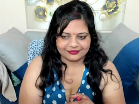 misssoniya3 live cam on StripChat