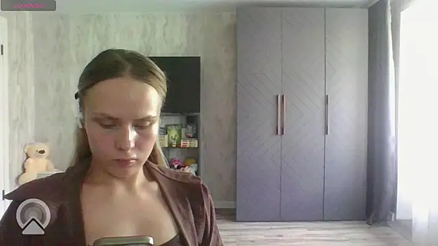 Annie_Cohn live cam on StripChat