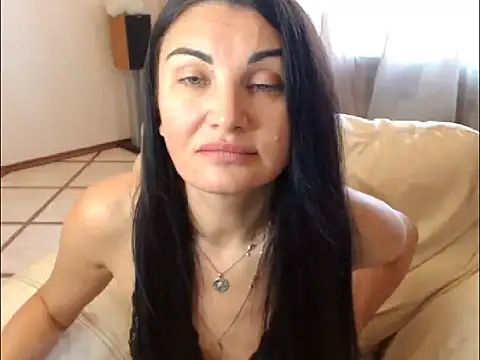 Karina8571 live cam on StripChat