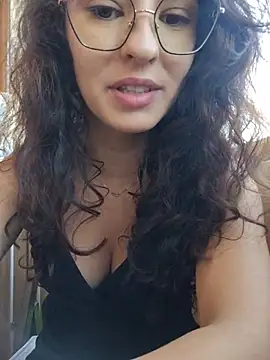 saidaskye (F young) - 🎀 Soft girl mood… come talk to me