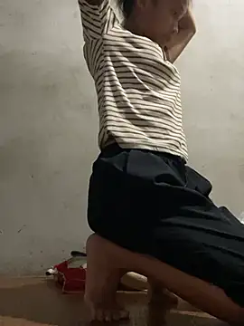 hihi-xx live cam on StripChat