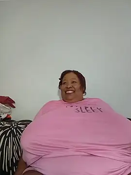 nancy111 live cam on StripChat