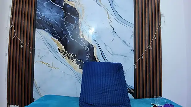 lexxyy26 live cam on StripChat