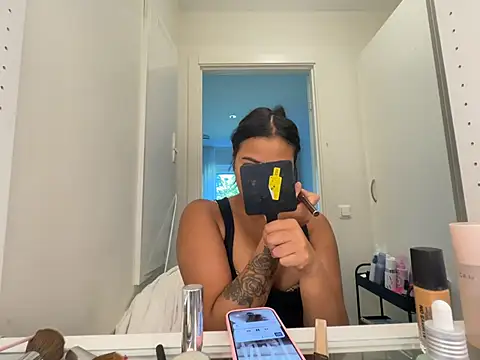 TitiTinyThai webcam