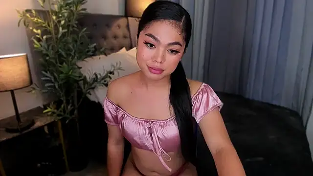 AsianHugecockAnna live cam on StripChat