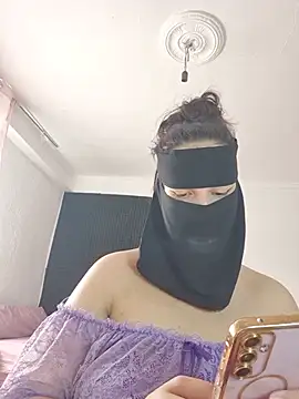 Webcam Model(Big_as-big) is live