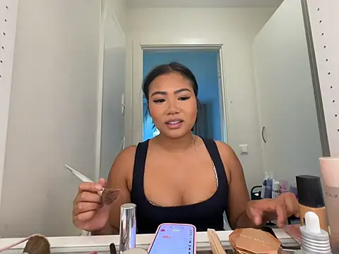 TitiTinyThai's live cam