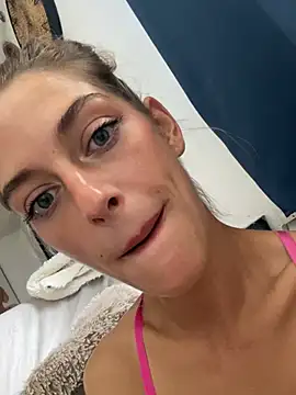 Bellalolahot