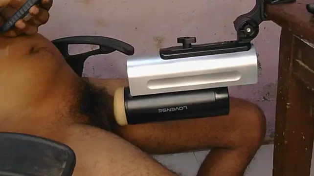hotxkrish (M young) - Cum Show