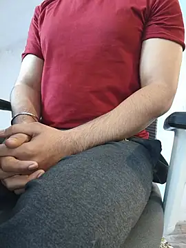 8inch_hunk19 (M young) - Wanna play with ur balls daddy